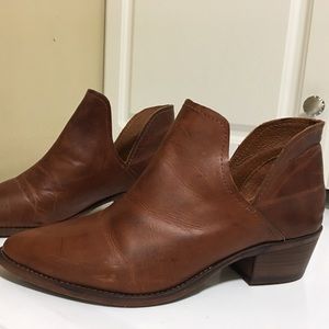 Steve Madden Austin Ankle Bootie